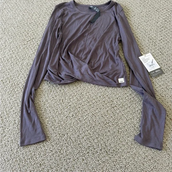 Vuori Women's Long Sleeve Twist Top - Gray - Picture 1 of 3